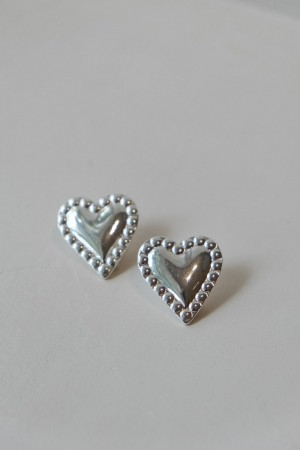 Women's Meshki Cera Heart Earrings Silver Australia | M0X-9721