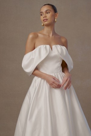 Women's Meshki Portia Off Shoulder Satin Top Wedding Dress White Australia | Z9T-1582